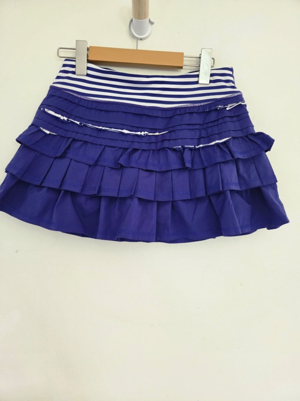 Lululemon skort 4 blue/white tiered ruffle zip pocket strips active wear tennis - Picture 2 of 13